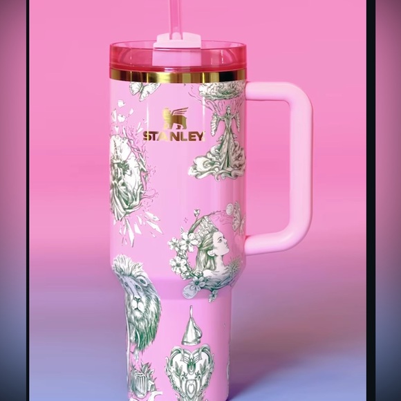 Full 40oz wicked x Stanley 2025 set Glinda & Elphaba for Good, & Ozian reprise - Picture 2 of 10